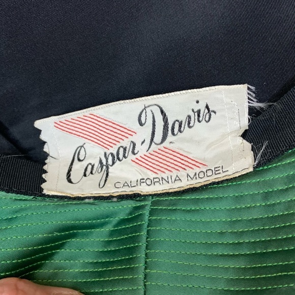 Caspar Davis authentic 1950s vintage green silk pillbox hat - Picture 4 of 4